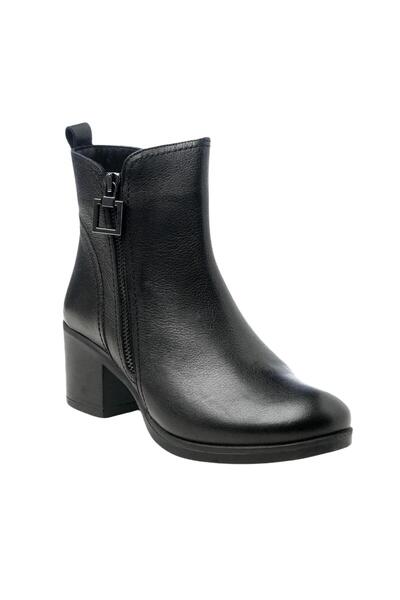 Castle Black 87503-1 حذاء نسائي من الجلد الطبيعي اليومي