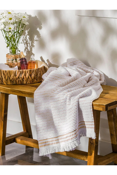 LC Waikiki LCW ECO Білий рушник для ванної кімнати з вишивкою 70x140