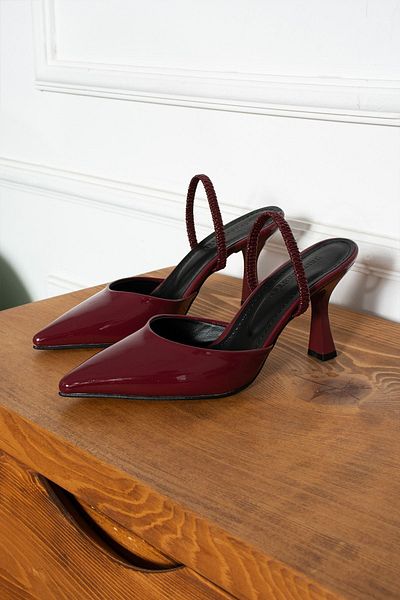 Parıltı Women's Patent Leather Heel Shoes with Open Back Cornered Elastic Comfortable Sole