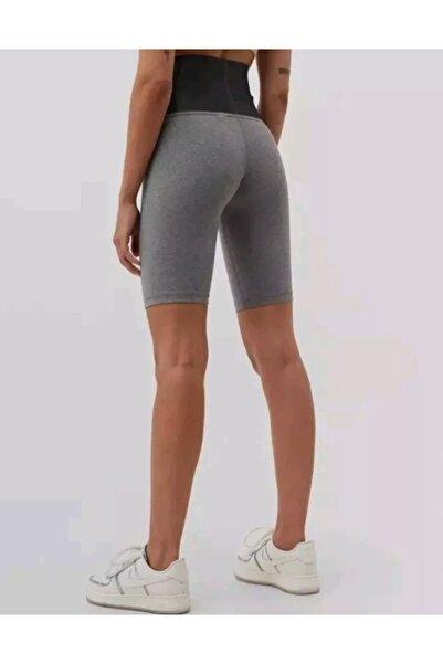 Nike Women's Sportswear High-Rise Circa 72 Tight Bike Shorts