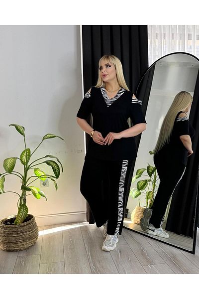 fly just Women's Plus Size V-Neck Sleeve Detailed Printed Black Two-Piece Suit