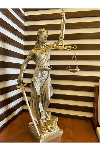 veraninfircasi Gold Themis Büyük Boy Adalet Heykeli
