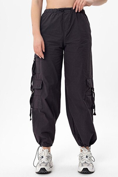 Genel Markalar Kargo Cepli Düz Bol Rahat Kesim Yüksek Beli Paçası Ayarlanabilir Lastikli Tarz Cool Paraşüt Pantolon