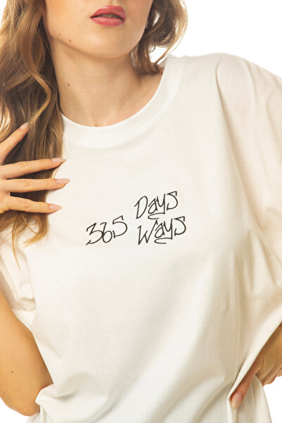 Ferhatlı Tricou alb unisex cu broderie oversize