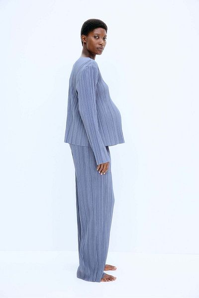H&M MAMA 2-piece plissé set