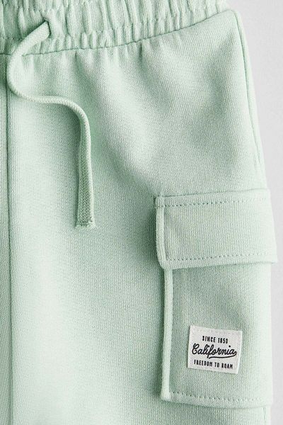 H&M Sweatshirt cargo shorts