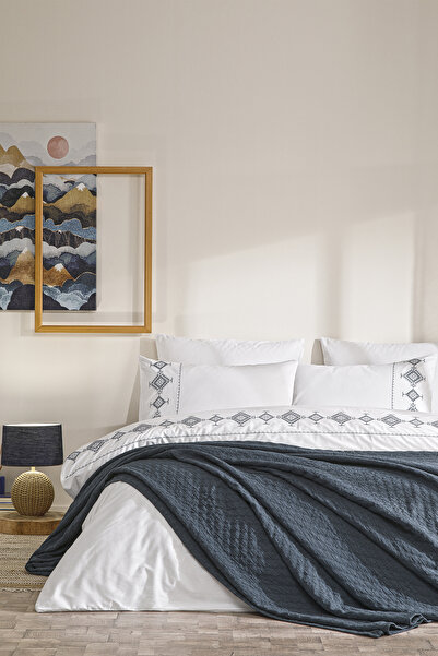 Özdilek Moderna Çift Kişilik Yatak Örtülü Nevresim Takımı