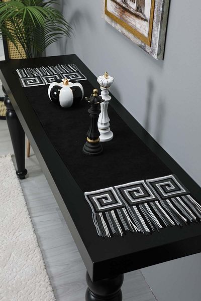 Aisha's Design 120X40 cm Runner - Fringed and Motif, R-91O