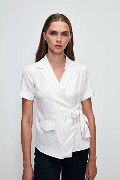 Love My Body Wrapped Closure Blouse