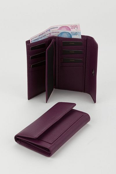 Fossil Boxed Genuine Leather Plum Medium Size Multi-Eye Women's Hand Portfolio Card Holder Wallet