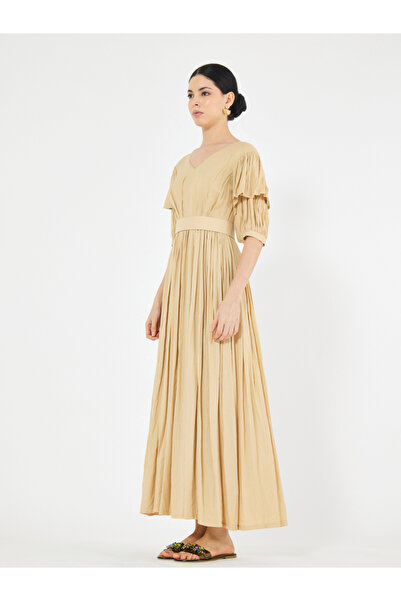 House of Moda By Styli Tiered Puff Sleeves Pleated Waist A-Line Maxi Dress