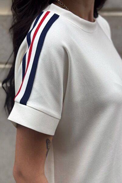 Ded COLLECTION Γυναικεία ριγέ λεπτομέρεια κοντομάνικη μπλούζα και παντελόνι καρότο Modal υφασμάτινο σετ