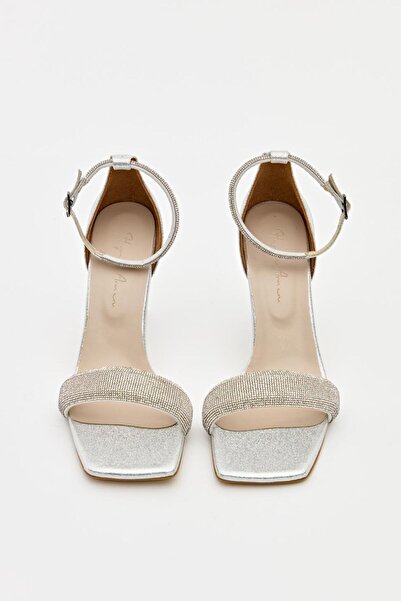 Hayati Arman Women's Single Strap Ankle Buckle Evening Dress Shoes Lame