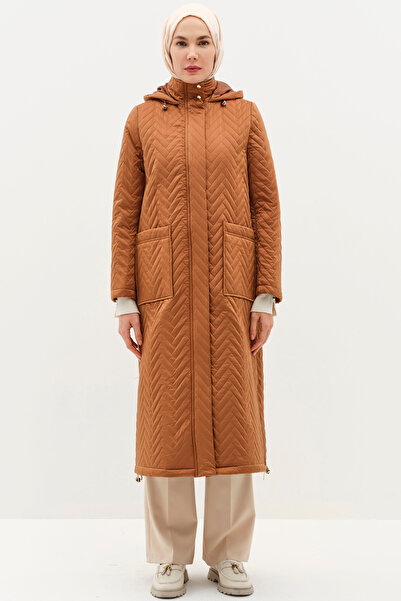 Tuğba Fermuar Yırtmaçlı Kapitone Kaban - Taba