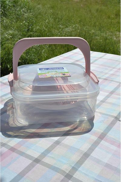 Saban 31 Piece Square Pink Picnic Set