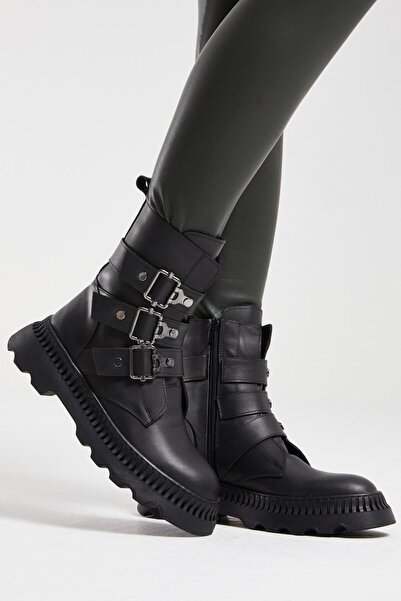 Hayati Arman Women's Three-Stripes Zippered Sports Boots Black