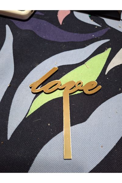 GÜVEN Love Cake for Valentine's Day - Gold Color Decoration Stick
