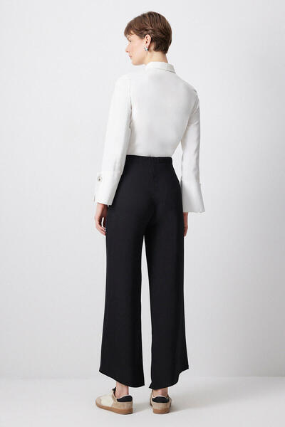 Touché Privé Wide Leg Crepe Trousers