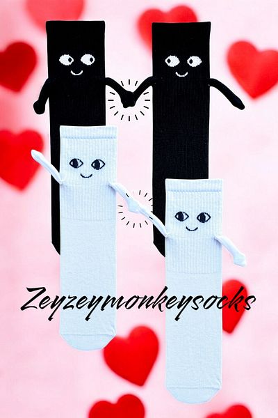 ZEYZEY MONKEY Love Is in the Socks, One for You, One for Whom They Love, Σετ 2 μαγνητικές κάλτσες που κρατούν τα χέρια