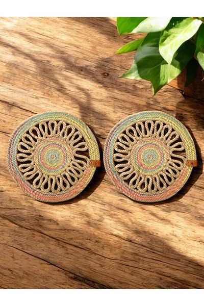 CollessiaHome 23 cm - 2 Pieces Organic Jute Trivet Colored Straw Rope Pot Mat