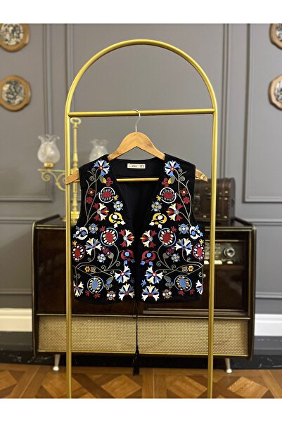 byFeyza Nakışlı Yelek