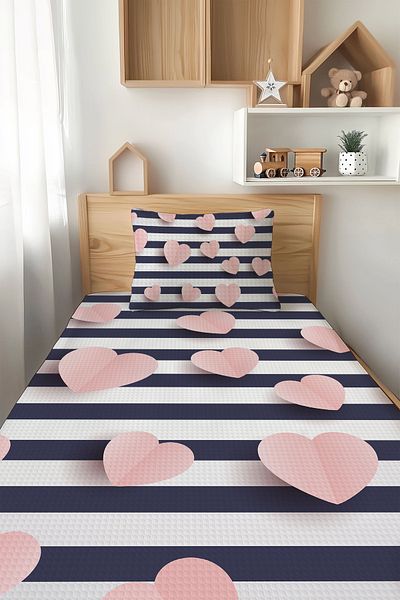 Şen Dekorasyon Striped Hearts 4 Seasons Children's Pique Set