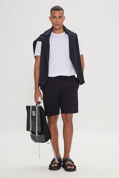 AC&Co / Altınyıldız Classics Men's Black Standard Fit Regular Cut Cotton Stretchy Knitted Shorts