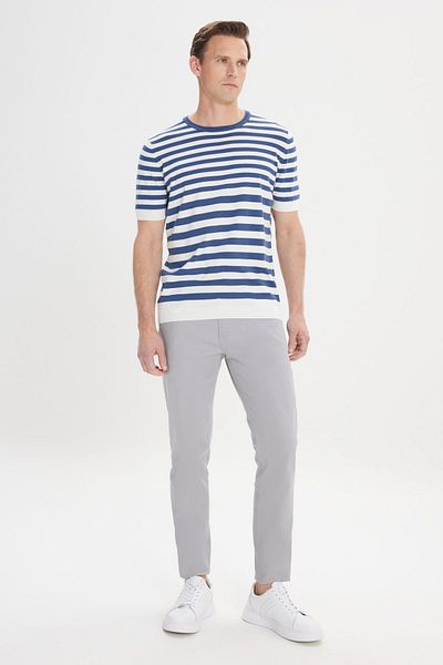 AC&Co / Altınyıldız Classics Pánské námořnicky modro-bílé Slim Fit Slim Fit 100% bavlna Tričko s pruhovaným výstřihem a výstřihem