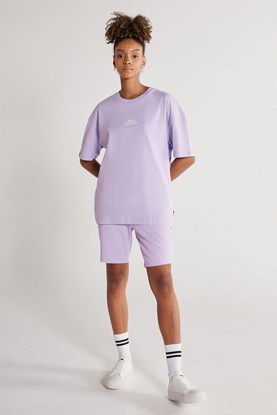 AC&Co / Altınyıldız Classics Lilafarbene, flexible Baumwollshorts für Unisex – mit Taschen, Standard-Passform