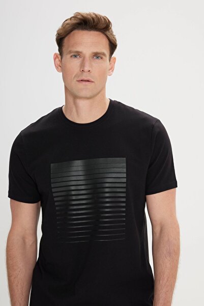 AC&Co / Altınyıldız Classics Ανδρικό μπλουζάκι με στάμπα σε στενή κοπή με λαιμόκοψη σε μαύρο χρώμα και με λεπτή εφαρμογή