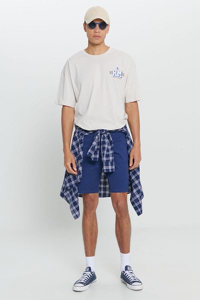 AC&Co / Altınyıldız Classics Pánské světle béžové tričko Real Madrid s licencí oversize střih volného střihu 100% bavlna s výstřihem