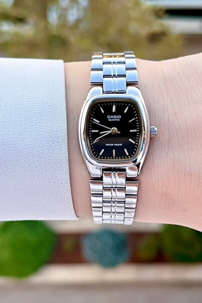 Casio Kadranı Siyah Kordonu Gümüş Renk Kadın Kol Saati