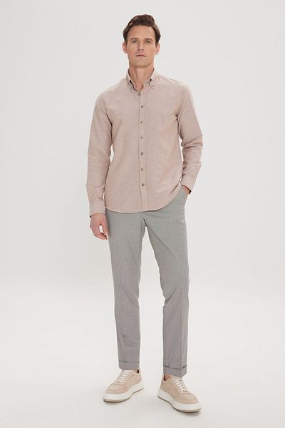AC&Co / Altınyıldız Classics Ανδρικό πουκάμισο Oxford Slim Fit - Χρώμα βιζόν, γιακάς με κουμπιά