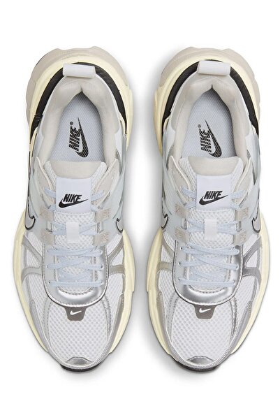 Nike V2K Run Kadın Koşu Ayakkabı