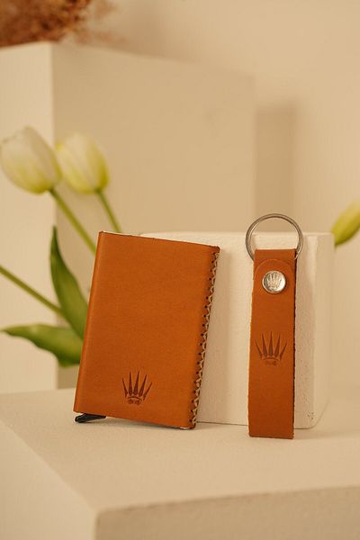 WATCHOFROYAL Gift Set Genuine Leather Buttero Tan Mechanical Card Holder & Keychain