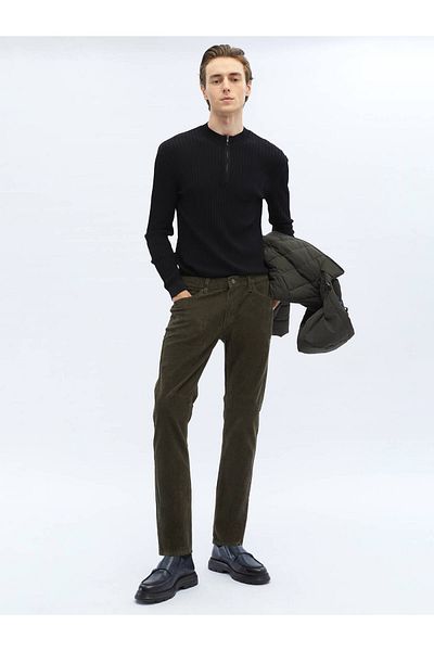Kip Lässige Hose aus gewebtem Samt im Slim Fit aus Baumwollmischung