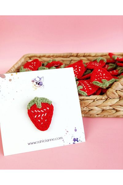 Sahici Anne 3cm Wide Hairless Knitted Strawberry Baby Buckle