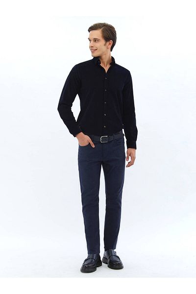 Kip Lässige, gewebte Hose aus Baumwollmischung im Slim Fit