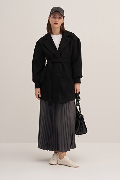 EBU Prive Μαύρο γυναικείο παλτό με μπαλόνι μανίκια