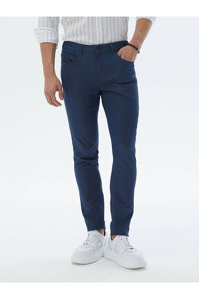 Kip Lässige, gewebte Hose aus Baumwollmischung im Slim Fit