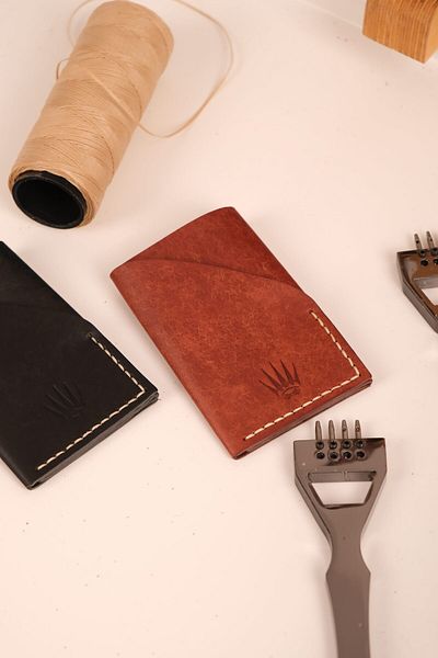 WATCHOFROYAL Card Holder Pueblo Coffee Genuine Leather Card Holder