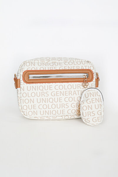 3A MODA حقيبة كروس نسائية ذات تصميم أنيق باللون الأسود