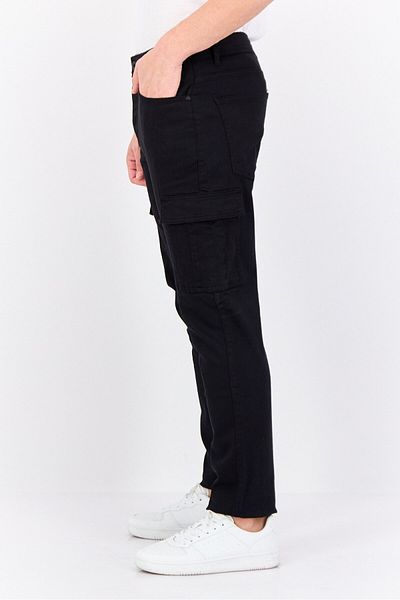 Crosshatch Men Tapered Fit Plain Stretchable Cargo Pants, Black