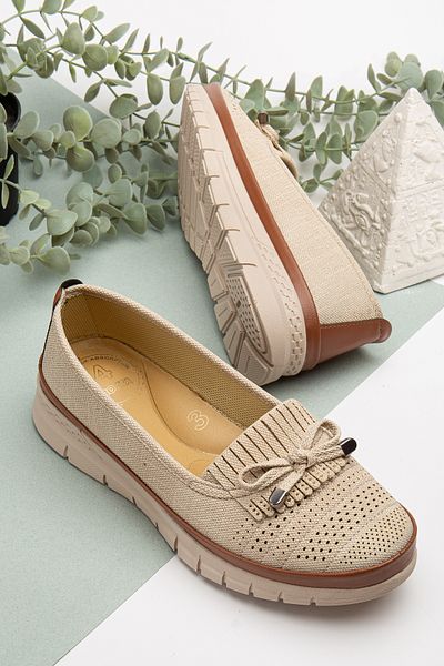 Slipcat Women's Mother's Shoes with Holes and Bows - Casual Babet