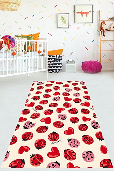 on the clouds Sevimli Uğur Böceği Motifli Kalpli Yıkanabilir Kaymaz Taban Lek...