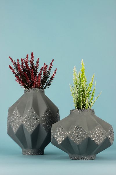 Hmydesign Stern 2-Piece Handmade Decorative Ceramic Vase