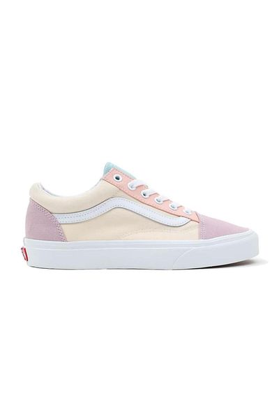 Vans Old Skool Women's Sneaker - Comfortable and Stylish