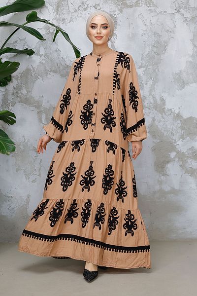 Neva Style Rochie hijab Camel cu imprimeu floral 25491C