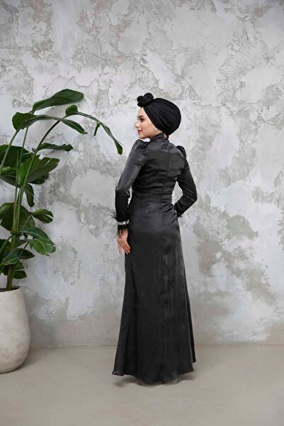 Neva Style Feather Detailed Black Hijab Evening Dress 50481S