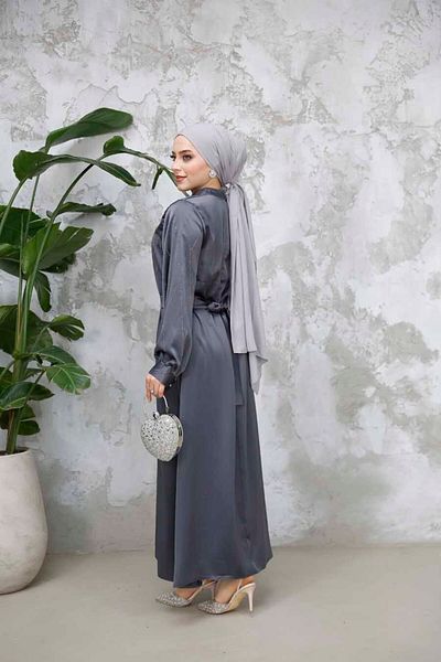 Neva Style Rochie din satin hijab afumat cu margele 65880FU